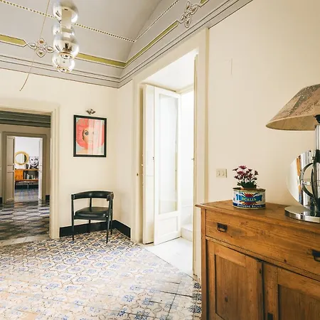 Apartment Dietro San Domenico Palermo